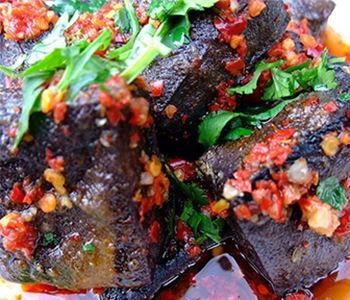 诸暨吃瓜臭豆腐