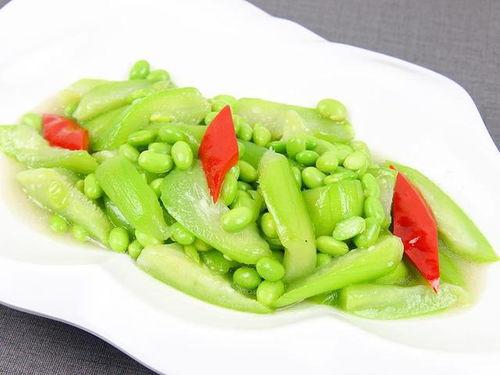 扶阳正阳吃瓜,夏日吃瓜养生之道