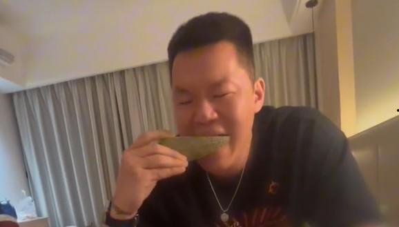 看搞笑吃瓜视频,笑料百出！搞笑吃瓜视频大盘点
