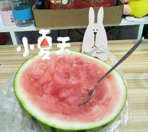 吃半个瓜说说心情短语,心情百态