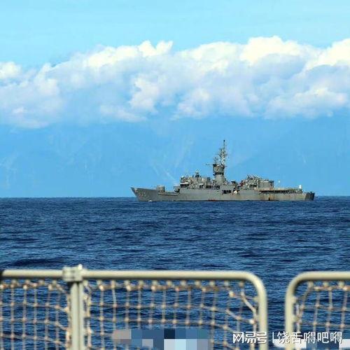 渔民吃瓜图,渔村生活的一角